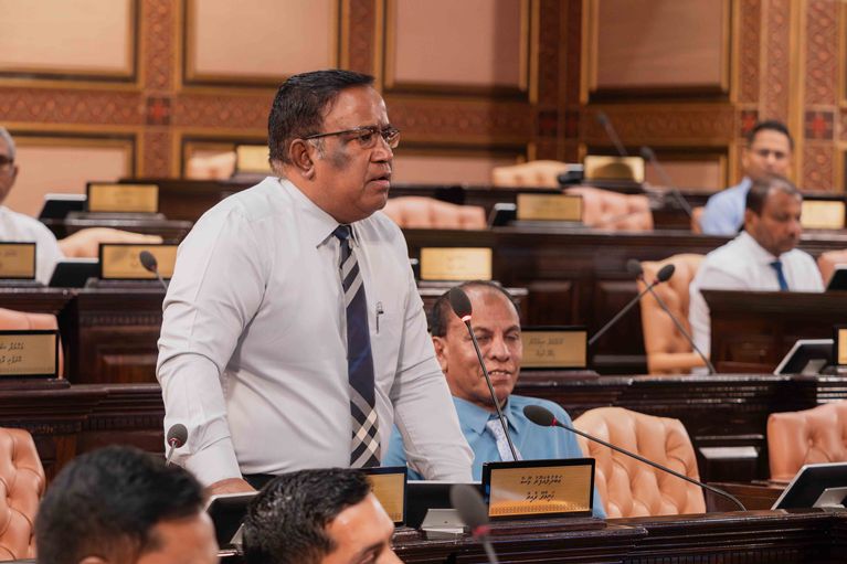 ސަރުކާރުން ދަނީ 20 ފޫޓު 40 ފޫޓުގެ ދޮގު ހަދަމުން - ގަފޫރު