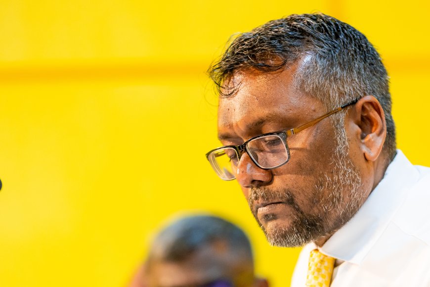 މުއިއްޒު އުޅެނީ އައްޑޫގެ ގެސްޓްހައުސް ވިޔަފާރި މަރާލަން: ފައްޔާޒް