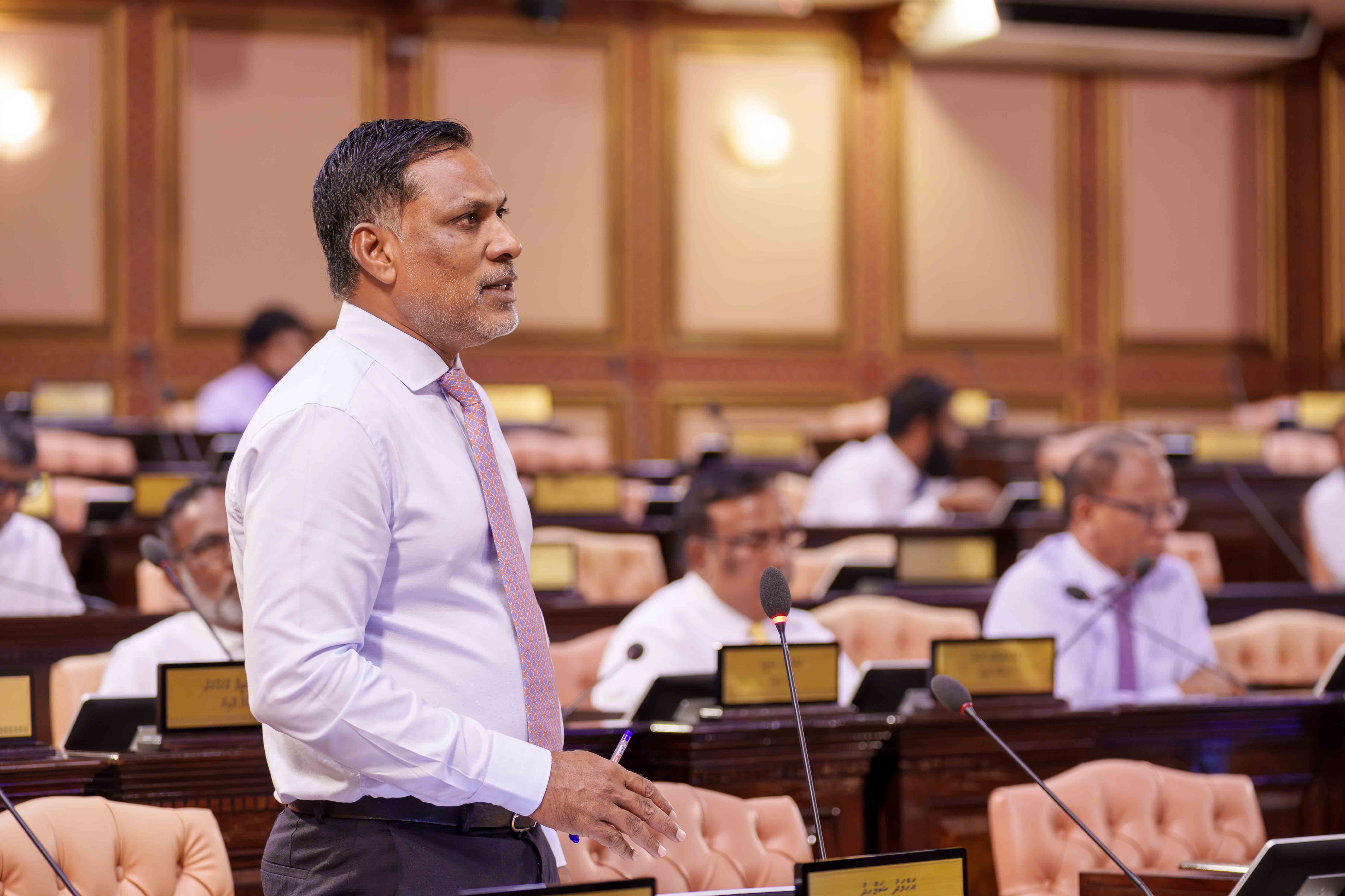 ހަގީގީ މިނިވަންކަން ބިނާވެފައިވަނީ އިގްތިސާދީ އަމިއްލަވަންތަކަމާއި ހަމަހަމަ ހާރިޖީ ސިޔާސަތެއްގެ މައްޗަށް - ޝަމްހީދު